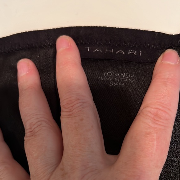 Tahari  high boot with unstructured shaft - Picture 7 of 7